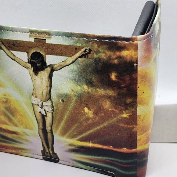 Brand New   Jesus Christ on the Cross Wallet - Picture 2 of 5